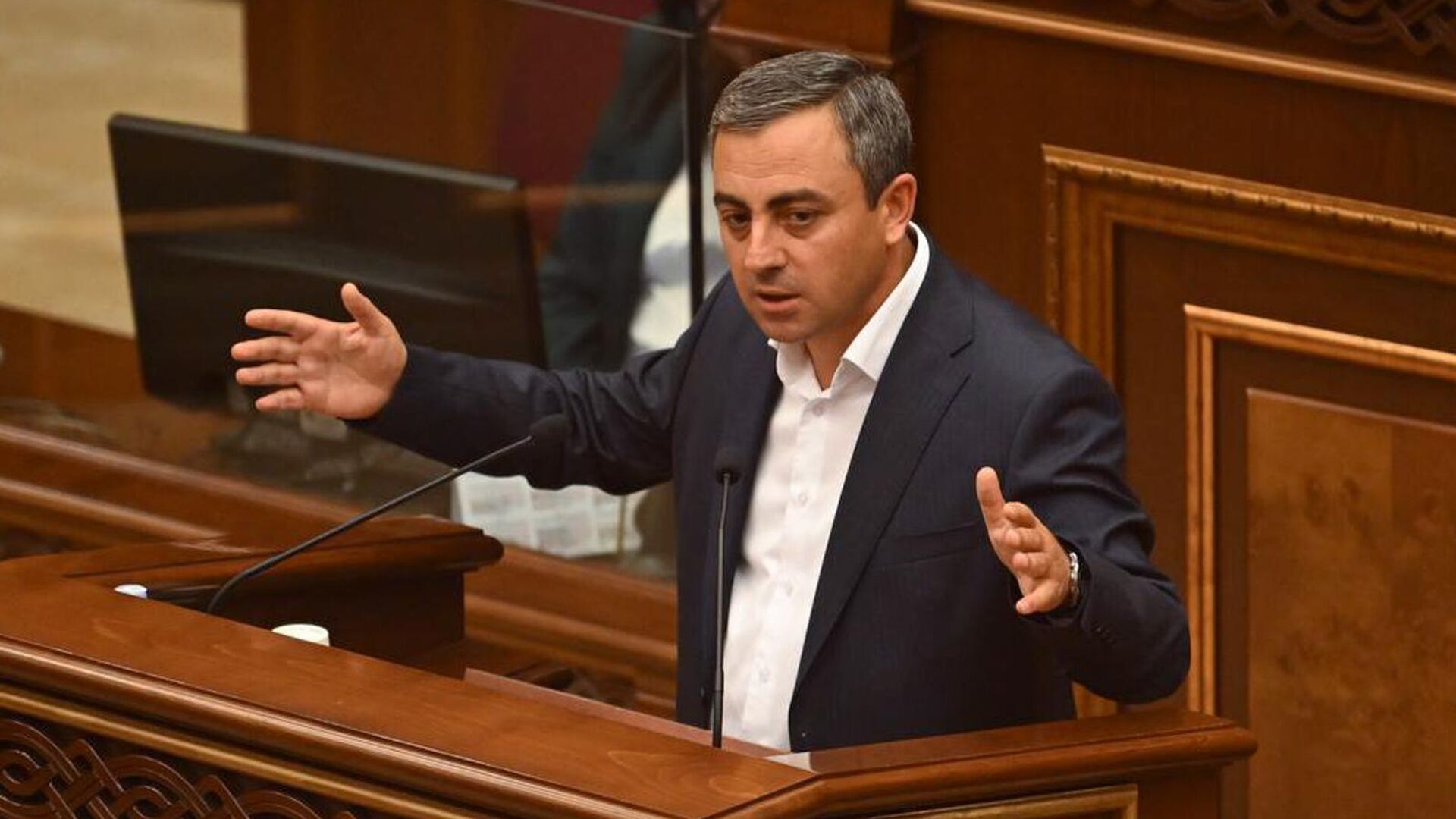Այսօր Վաղարշապատում կատարվողի մասին. Սաղաթելյան (տեսանյութ)