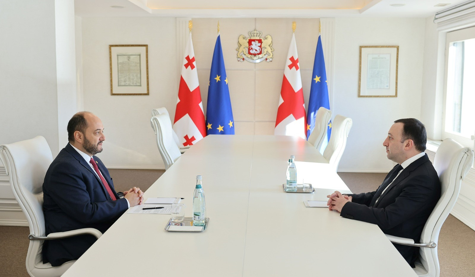 Վրաստանը պատրաստ է աջակցել տարածաշրջանում խաղաղության գործընթացին. Ղարիբաշվիլին՝ Արայիկ Հարությունյանին