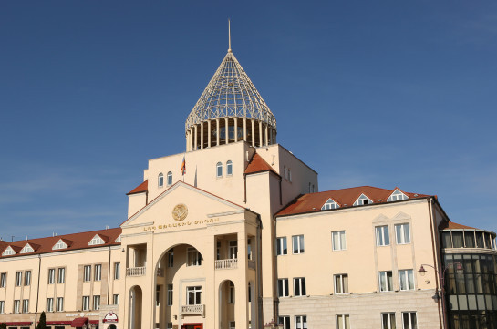 «Արցախի կարգավիճակն արդեն իսկ որոշվել է 1991 թ․ դեկտեմբերի 10-ի համաժողովրդական կամարտահայտությամբ, և որևէ իշխանություն իրավասու չէ այն բեկանելու»․ Արցախի խորհրդարանը միաձայն ընդունեց հայտարարությունը