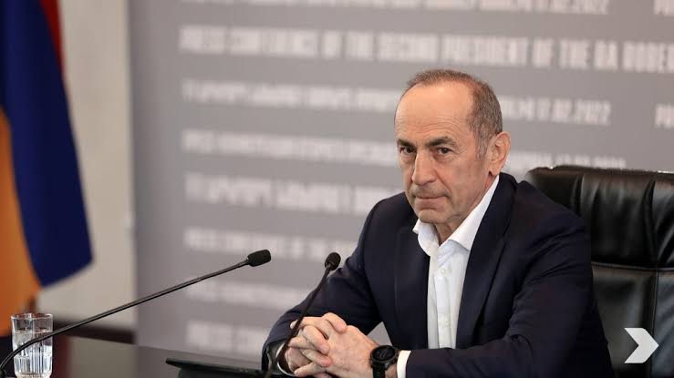 «Պատկերացրեք՝ Ռուսաստանն էլ ՀՀ–ի վրա մաքսատուրքեր սահմանի հիբրիդային պատերազմի մասին ելույթներից հետո»․ Քոչարյան