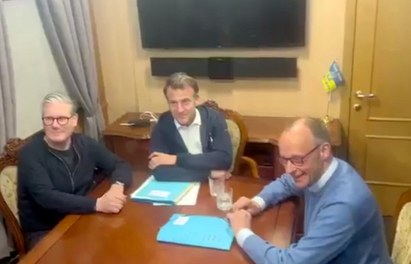 Ելիսեյան պալատը մեկնաբանել է վիճահարույց տեսանյութը՝ հայտնելով՝ ինչ է թաքցրել Մակրոնը ձեռքում