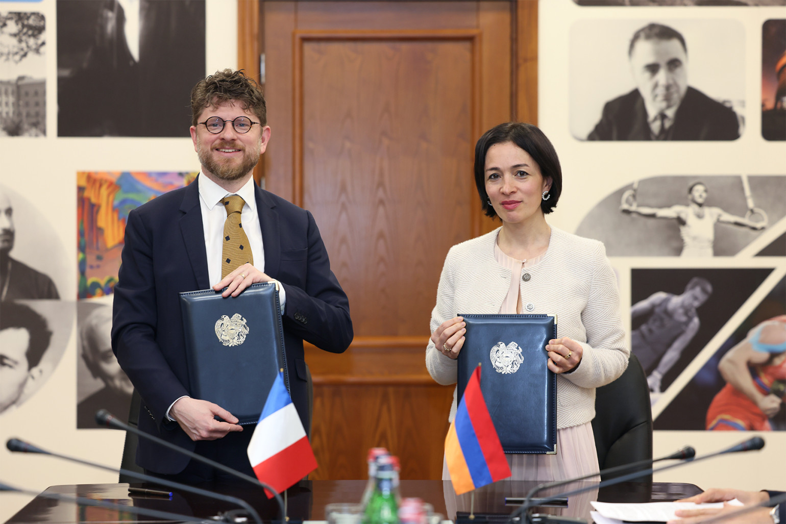 2027-2028 ուստարում «Ֆրանսերեն» առարկայի համար կներդրվեն նոր ծրագրերին համապատասխան դասագրքեր․ նոր համաձայնագիր