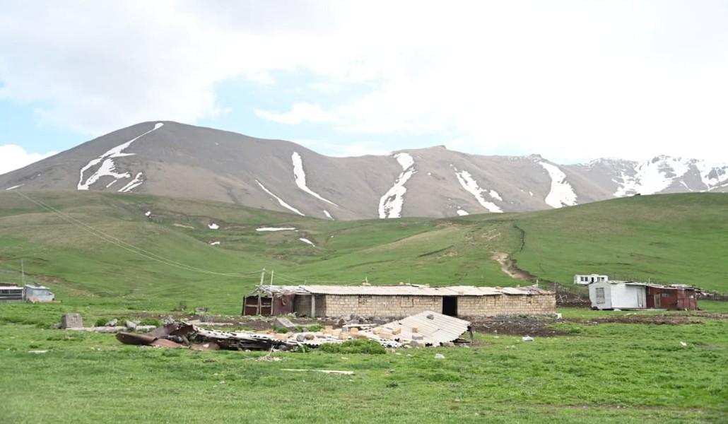 Ադրբեջանցիները Գեղարքունիքի գյուղերում կանգնեցնում են գյուղացիներին, բացատրություններ պահանջում․ ՄԻՊ