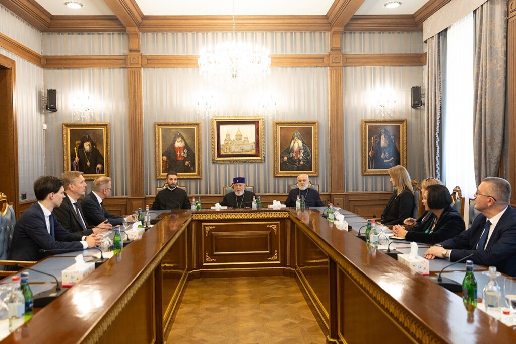 Ցեղասպանություն իրականացվեց նաև Ադրբեջանի կողմից՝ Արցախի բռնազավթմամբ և հայաթափմամբ. վեհափառ Հայրապետ