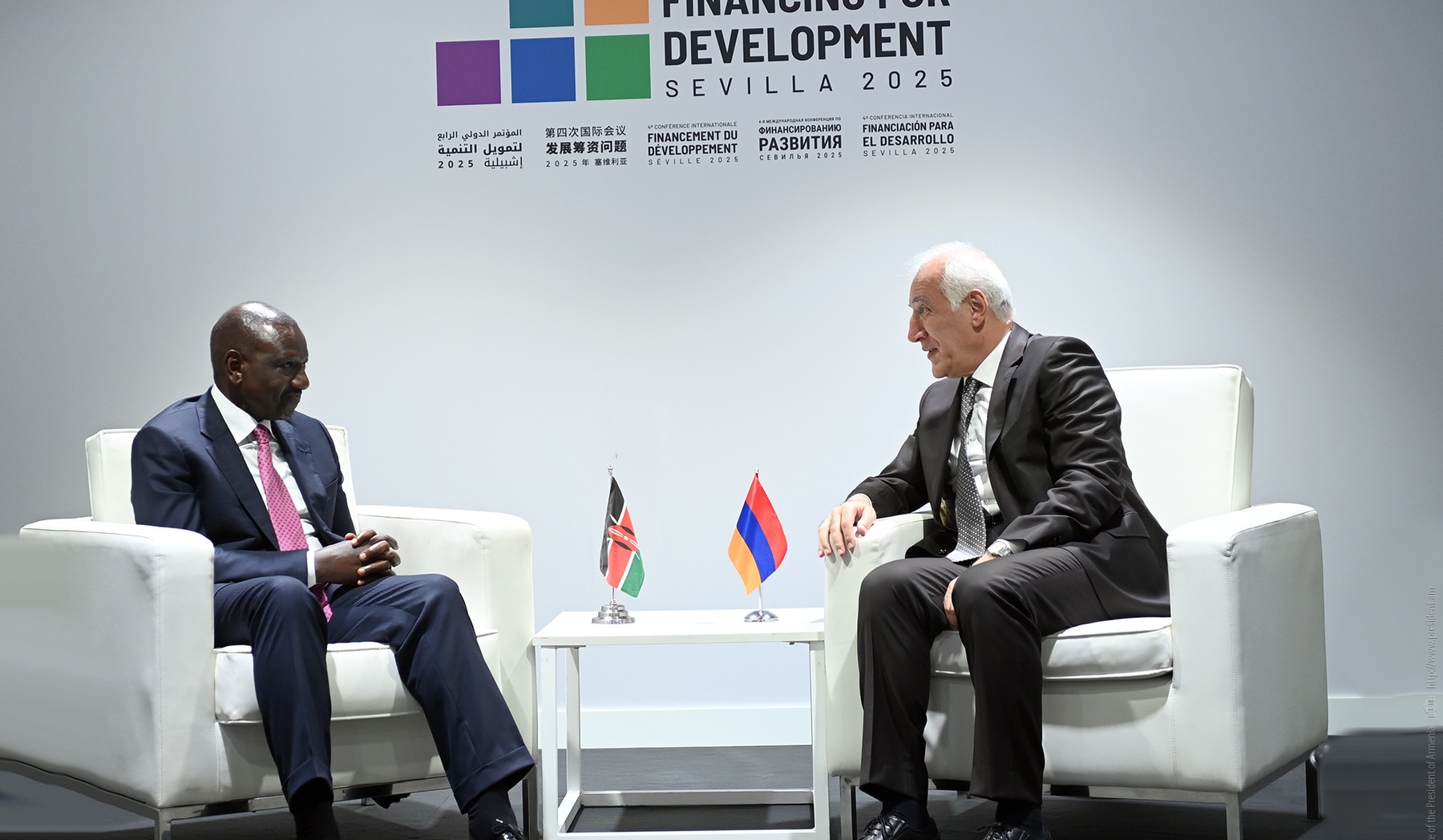 Խաչատուրյանն ու Քենիայի նախագահը քննարկել են երկկողմ համագործակցության ընդլայնման ուղիները