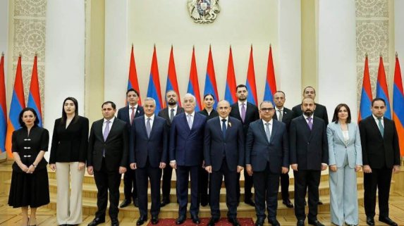 Գևորգ Պապոյանը երդման արարողությունից կադրեր է հրապարակել