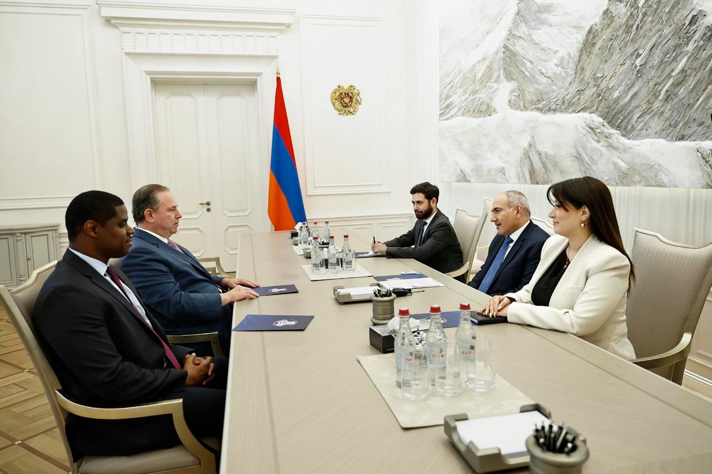 «Նյուզ Մաքս»-ը հետաքրքրված է Հայաստանի քաղաքական, տնտեսական և տարածաշրջանային գործընթացների լուսաբանմամբ. Ռուդին՝ Փաշինյանին