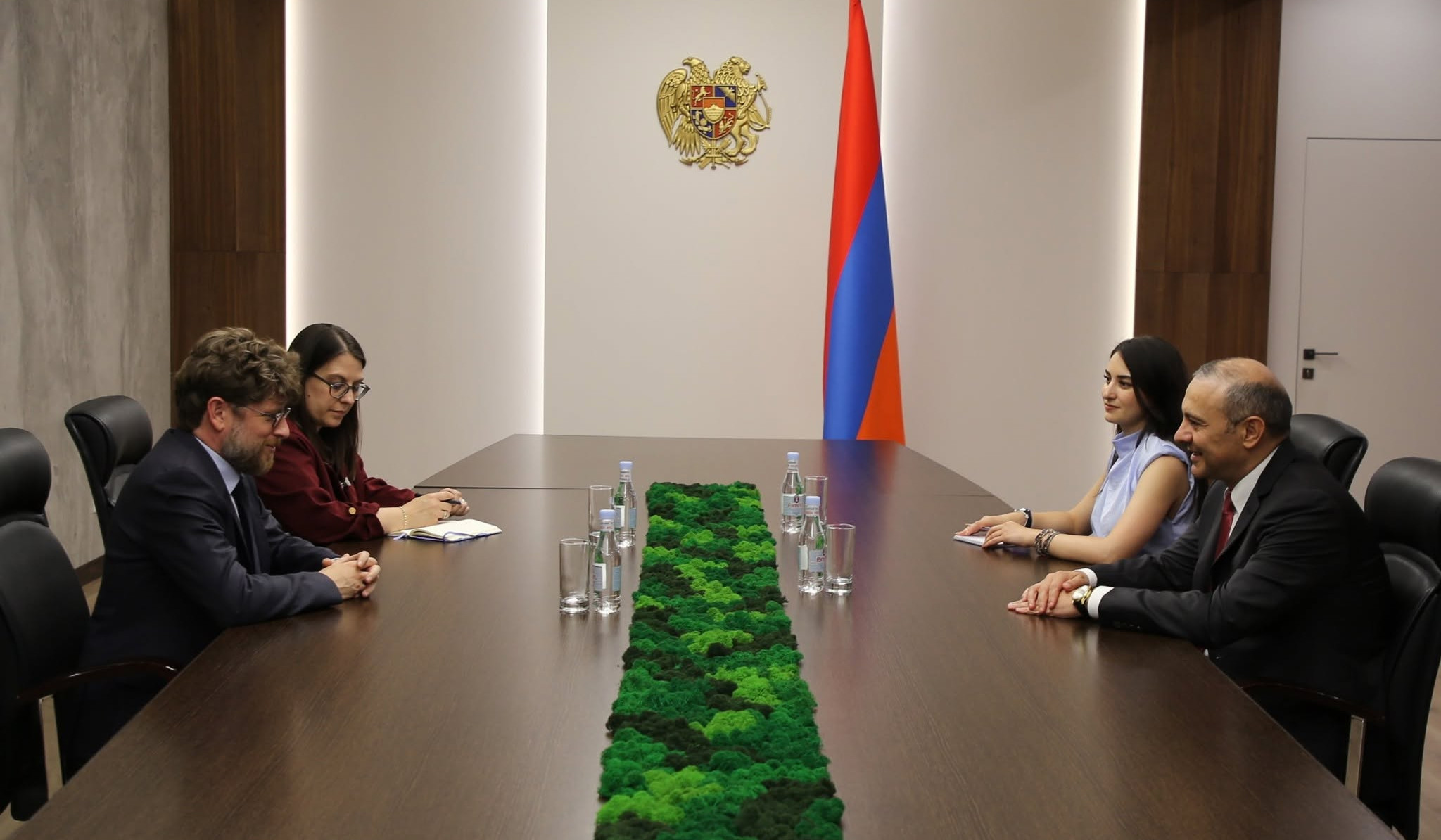 Արմեն Գրիգորյանն ու ՀՀ-ում Ֆրանսիայի դեսպանը քննարկել են ռազմավարական գործընկերության հետագա ամրապնդումը
