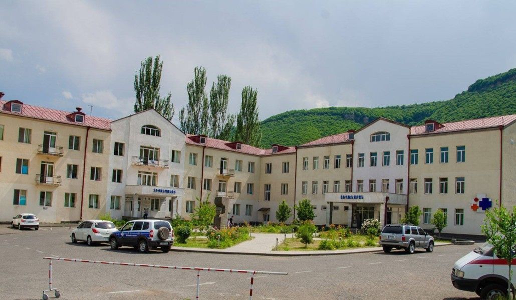 Արսեն Թորոսյանը մեկնել է Արցախ