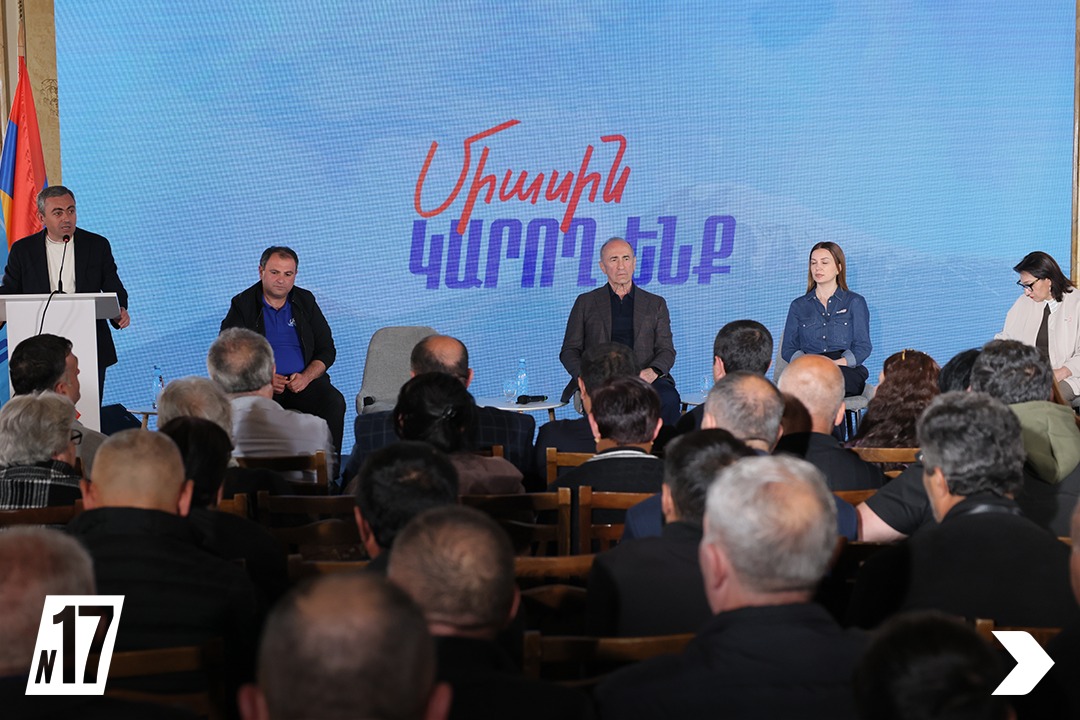 Ռոբերտ Քոչարյանն ու «Հայաստան» դաշինքը քարոզարշավ են իրականացնում Արտաշատում՝ ուղիղ