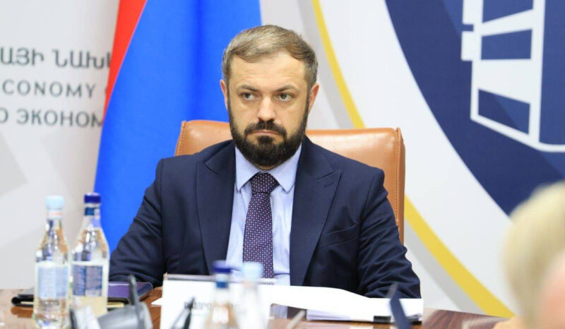 «Արդյո՞ք ՀՀ Կառավարությունը նպաստում է գործարաններ կառուցելուն, թե՞ ոչ»․ Պապոյան