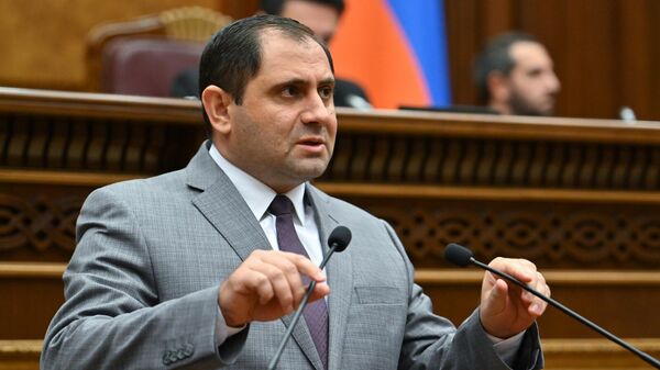Արդեն 2026–ին կունենանք առաջին շրջանավարտները, որոնք ավարտելուց և նշանակում ստանալուց հետո կունենան բնակարան. Պապիկյան