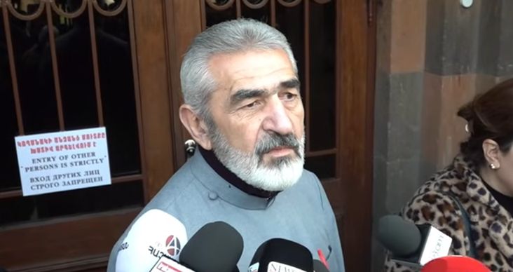 «Երկու կողմերի համար էլ կան ճանապարհներ». Վայոց Ձորի թեմի առաջնորդը՝ Փաշինյան–կաթողիկոս կոնֆլիկտի մասին