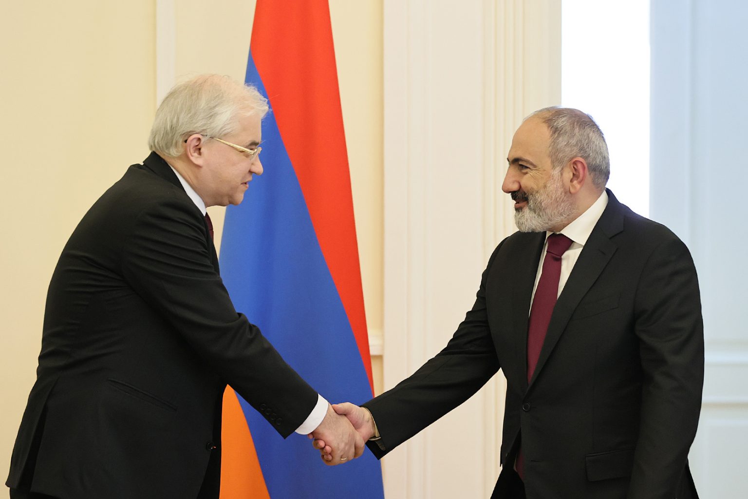 Փաշինյանն ու Խովաևը քննարկել են Հայաստան-Ադրբեջան հարաբերությունների կարգավորման հարցեր