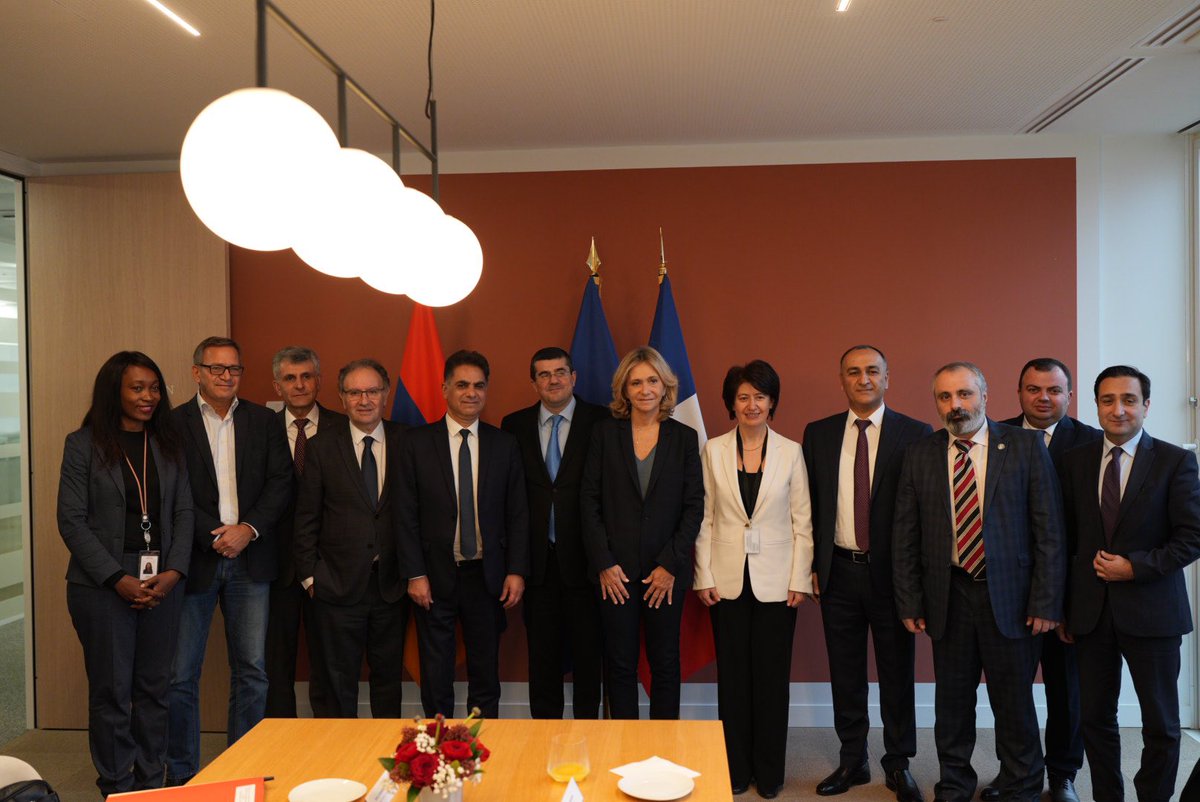 Արցախի նախագահը աշխատանքային այցով Ֆրանսիայում է՝ նա հանդիպումներ է ունեցել ֆրանսիացի պաշտոնյաների հետ