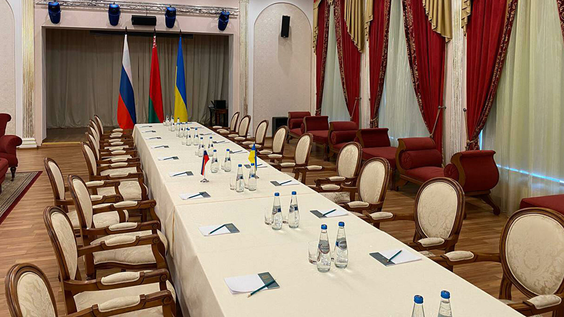 Զելենսկու գրասենյակում հայտնել են ՌԴ-Ուկրաինա բանակցությունների մեկնարկի ժամը