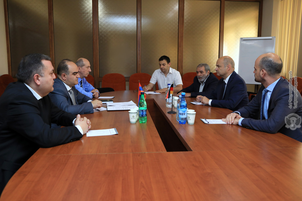ՊՆ վարչական համալիրում անցկացվել են խորհրդակցություններ