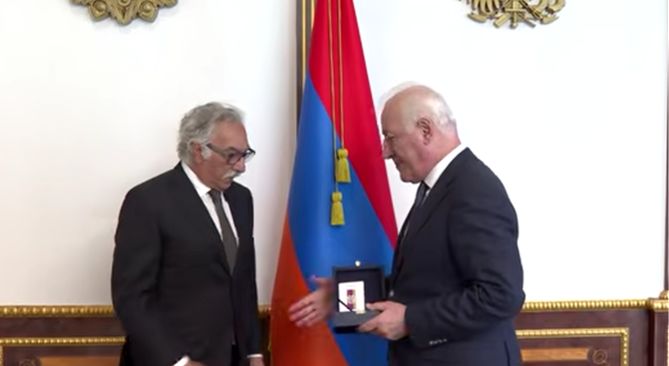 Սամվել Սիմոնյանը պարգևատրվել է «Հայրենիքին մատուցած ծառայությունների համար» շքանշանով