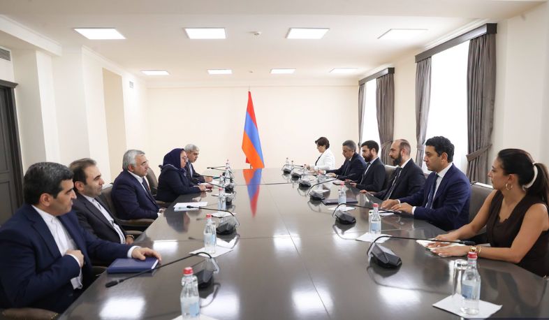 Արարատ Միրզոյանն ու Իրանի ԱԳ փոխնախարարը քննարկել են էներգետիկ և տրանսպորտային ծրագրերը