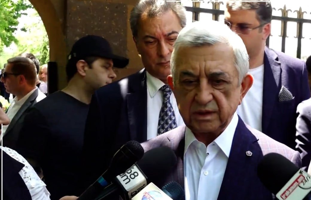 Մարդիկ, ովքեր մանիպուլացնում են իմ խոսքը՝ կամ չեն ըմբռնել իմ խոսքը, կամ ապուշ են. Սերժ Սարգսյանը՝ Փաշինյանի՝ երրորդ ժամկետի հայտարարության մասին