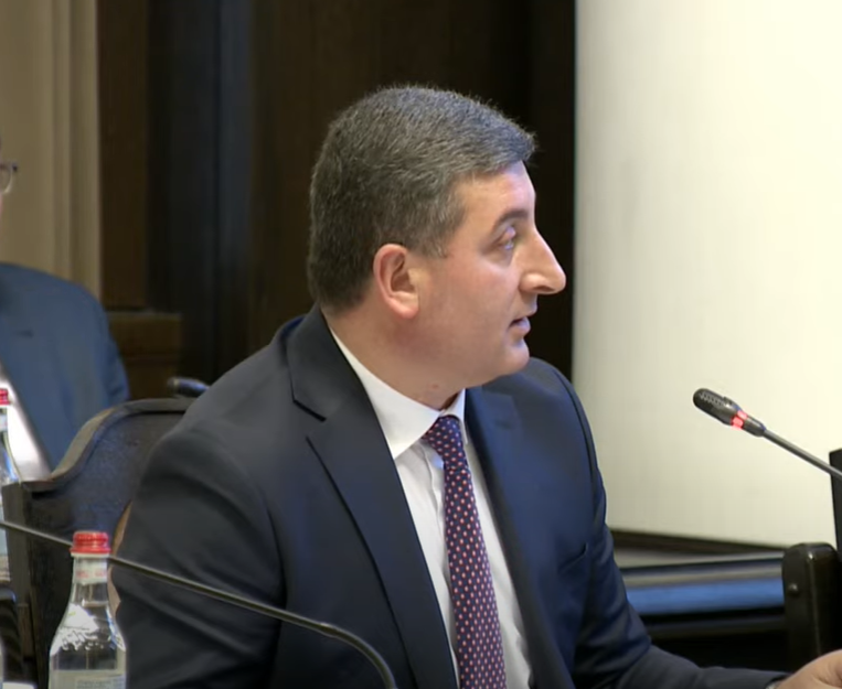 Մենք այդ ճանապարհը կասֆալտապատենք մինչև մայիս․ Սանոսյանը՝ Հայաստան- Արցախ այլընտրանքային ճանապարհի մասին