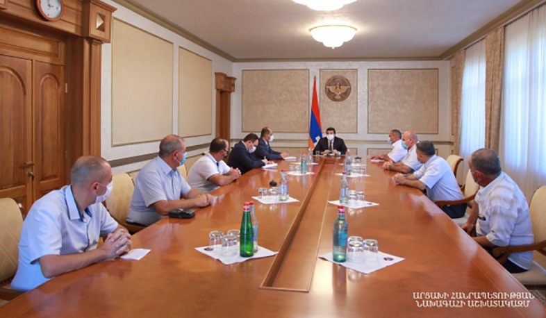Արցախի նախագահը հանդիպել է պահեստազորի մի խումբ սպաների հետ