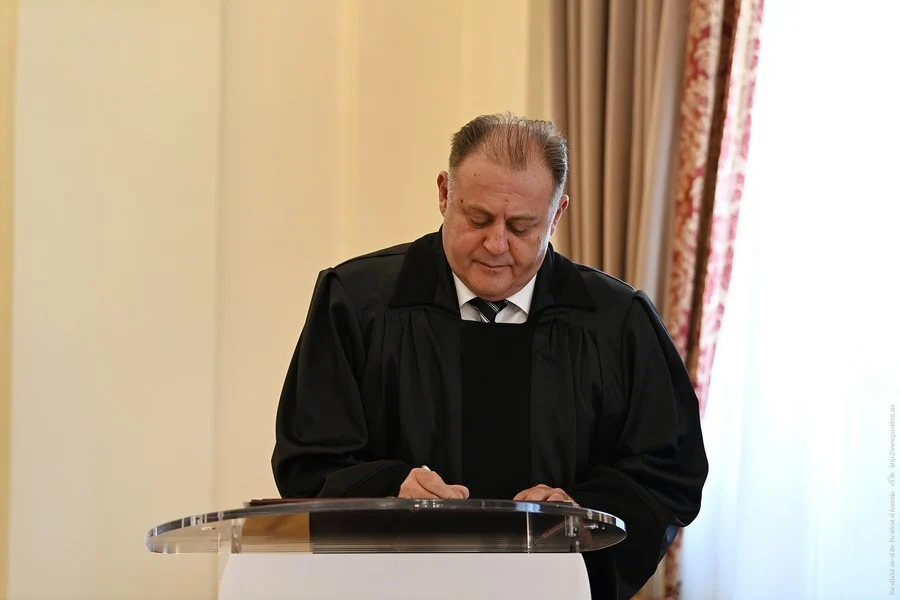 Կալանավորվել է դատավոր Գուրգեն Մալխասյանի որդին․ խուզարկվել է «Նեֆրիտ մայնինգ» ՍՊ ընկերության գրասենյակը. «Ժողովուրդ»
