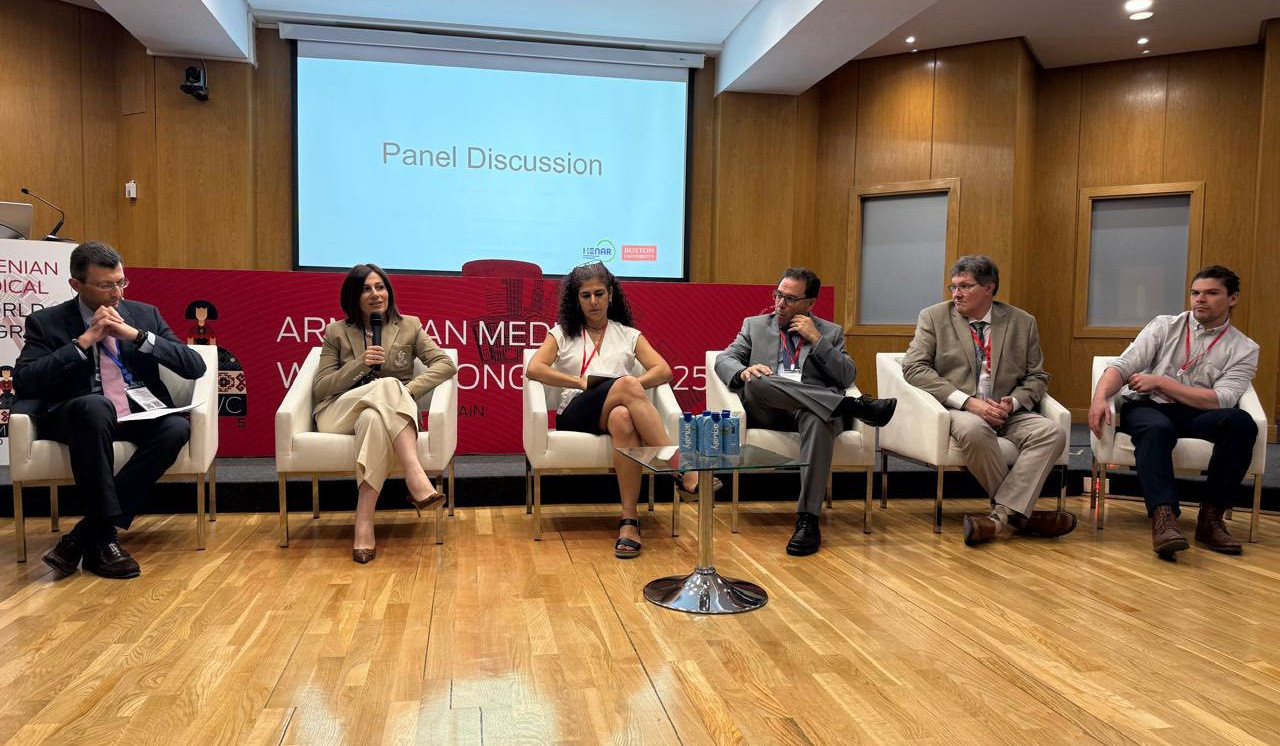 Առողջապահության ոլորտում զարգացումն արագ է տեղի ունենում, պետք է մեկտեղենք մեր ջանքերը. Ավանեսյանը՝ Մադրիդում քննարկմանը