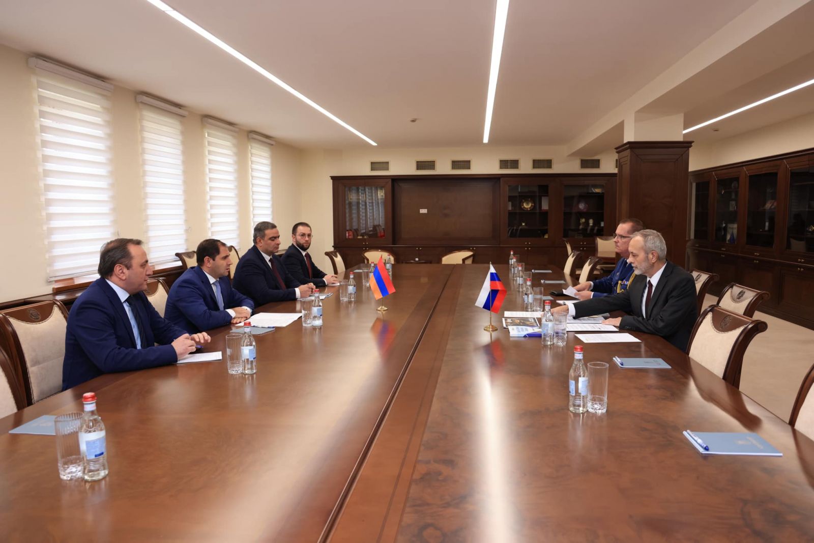 Սուրեն Պապիկյանը Սլովակիայի դեսպանի հետ քննարկել է տարածաշրջանային անվտանգությանն առնչվող հարցեր