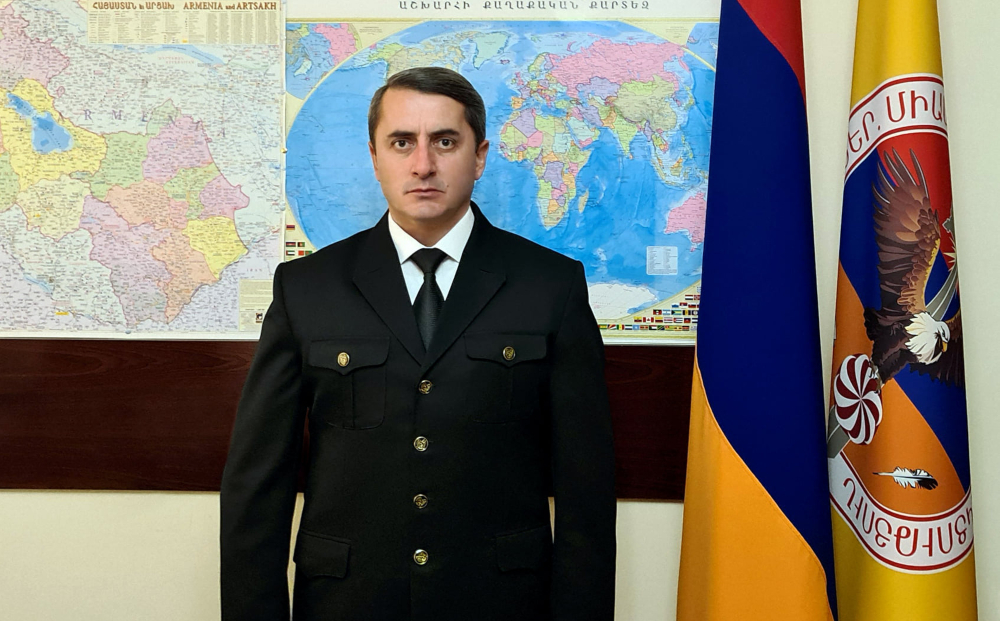 Խաչիկ Ասրյանն ընտրություններին ընդառաջ ընտրողներին է ներկայացրել իր կենսագրությունը