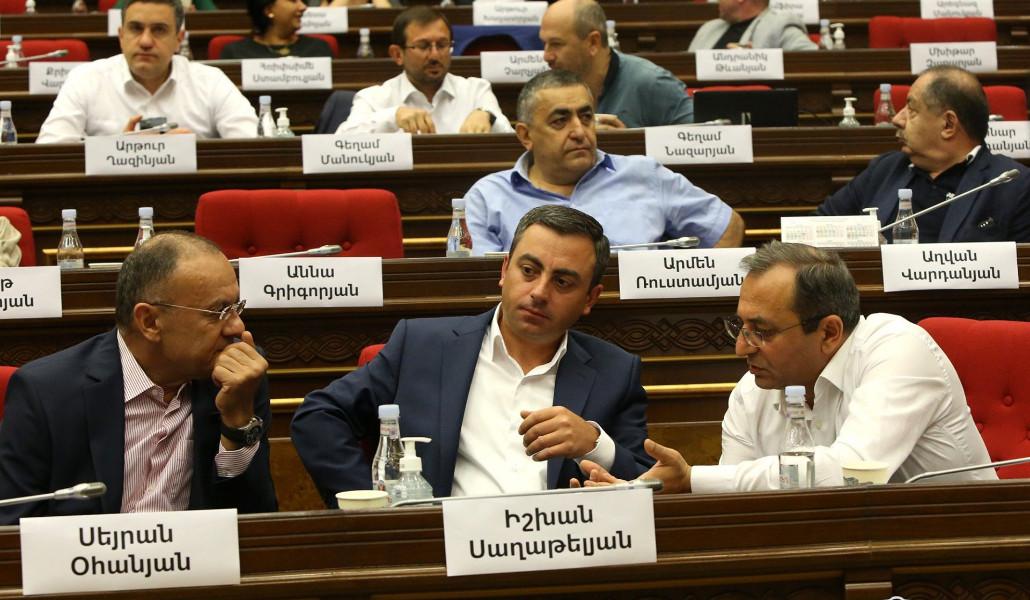 «Այս ապօրինի գործողությունները կործանարար են և պահանջում են համազգային համախմբում». հայտարարություն