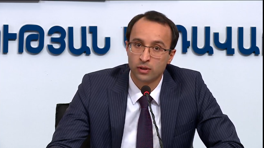Վարչապետի օգնականը պատասխանում է հարցերին․ ուղիղ