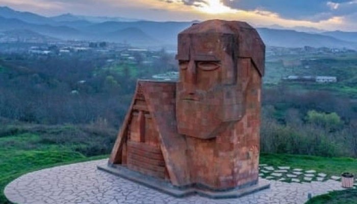 Արցախը մեկ տարի առաջ ընկավ. ուղիղ միացում եռաբլուրից