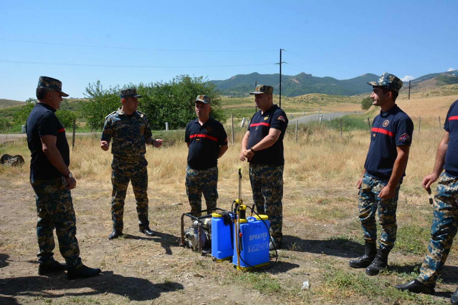 Արցախում ցանքատարածությունների մոտ ծավալվել են հրշեջ հենակետներ և իրականացվում է շուրջօրյա հերթապահություն