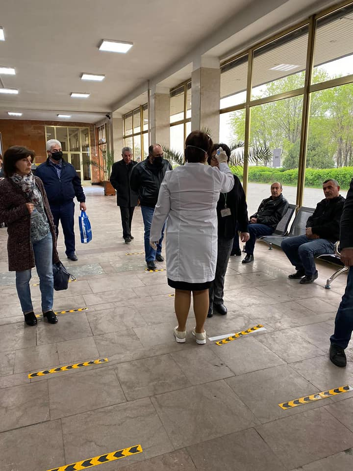 «ՀԱԷԿ» ՓԲԸ աշխատակիցների առողջական վիճակի կասկածի դեպքում անձն ուղղորդվում է պոլիկլինիկա