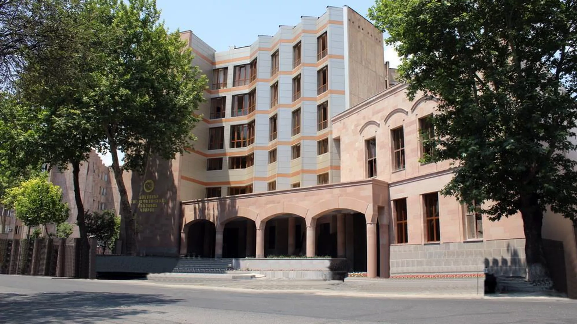 Գերագույն հոգևոր խորհրդի անդամներից 4–ին կանչել են ՔԿ․ սրբազանները ցուցմունք չեն տվել