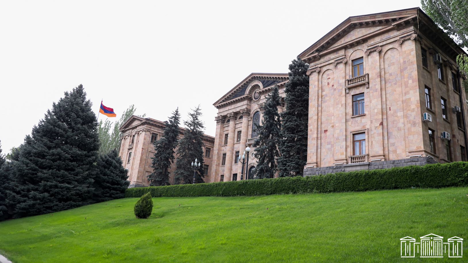 Նորընտիր խորհրդարանում օրենսդրական գործունեություն ծավալելու մանդատ է ստացել 105 պատգամավոր
