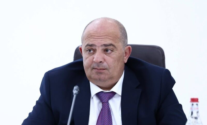 2 ամսում Տավուշի մարզպետարանում ավելի քան 15 միլիոն դրամ պարգեւավճար է բաժանվել. «Հրապարակ»