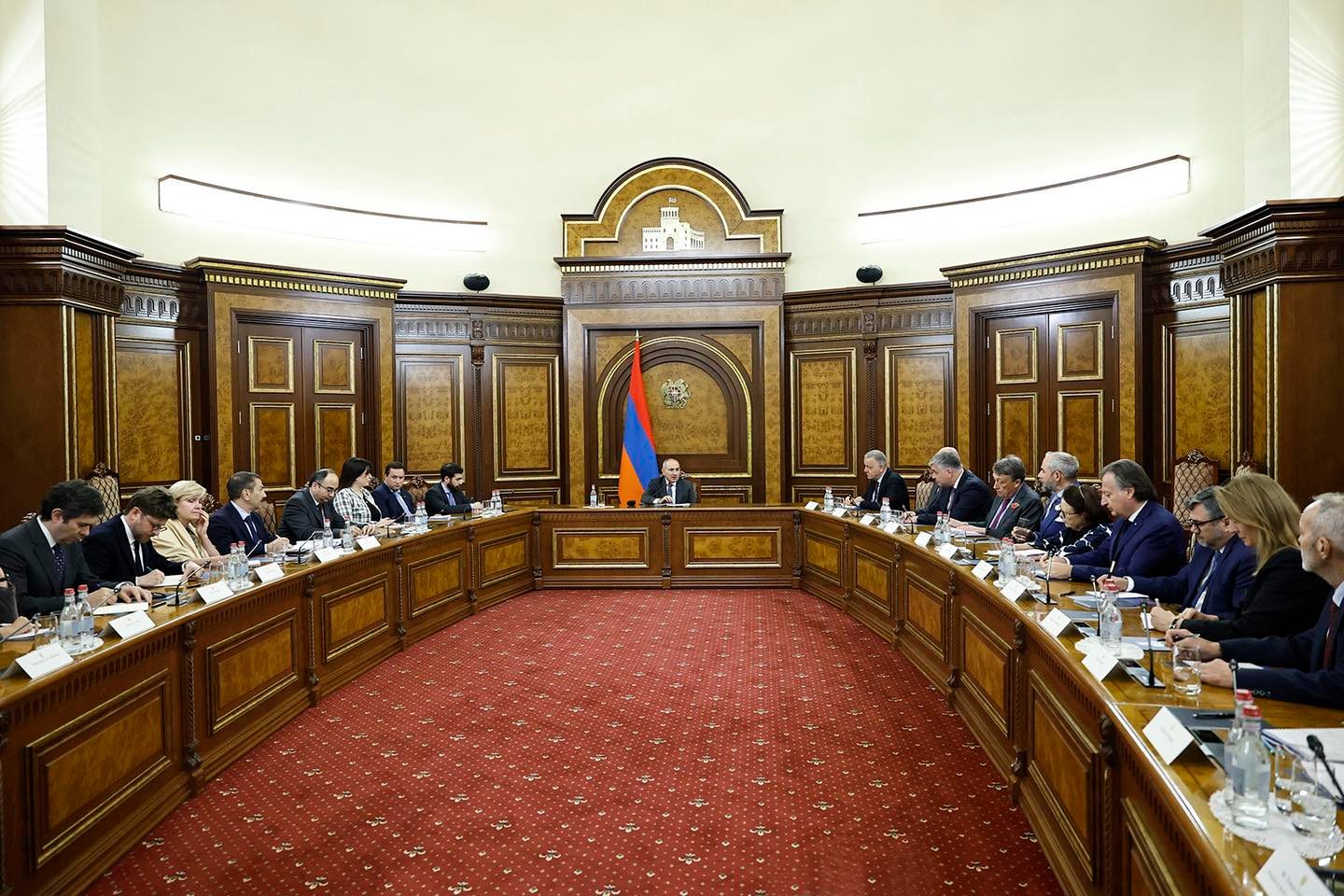 Փաշինյանը հանդիպել է ՀՀ-ում հավատարմագրված Եվրոպական միության անդամ պետությունների դեսպանների հետ