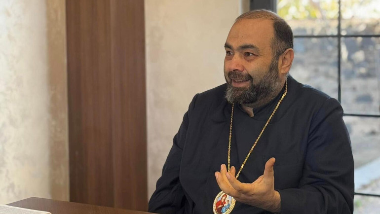 Արագածոտնի թեմի առաջնորդը հոգևորականներին հրահանգել է մասնակցել ընտրություններին և չքվեարկել կուսակցության օգտին. ՔԿ