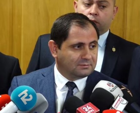 Պապիկյանը չի կարծում, թե պարտադիր զինվորական ծառայության ժամկետը կրճատելու մասին նախագիծը նախընտրական քարոզարշավ է