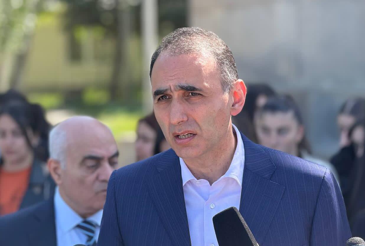 Վաղ առավոտյան ձերբակալել են Ավետիք Չալաբյանին