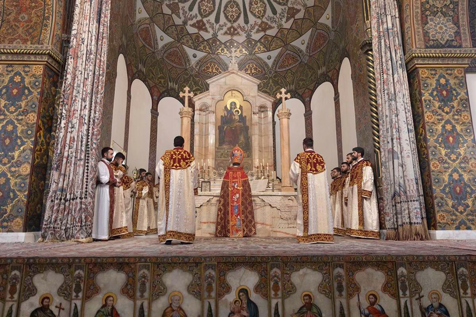 Միածնաէջ Մայր Տաճարում կմատուցվի Սուրբ և Անմահ Պատարագ՝ հայրենի երկրի խաղաղության, գերյալների ազատության և նեղյալների մխիթարության համար