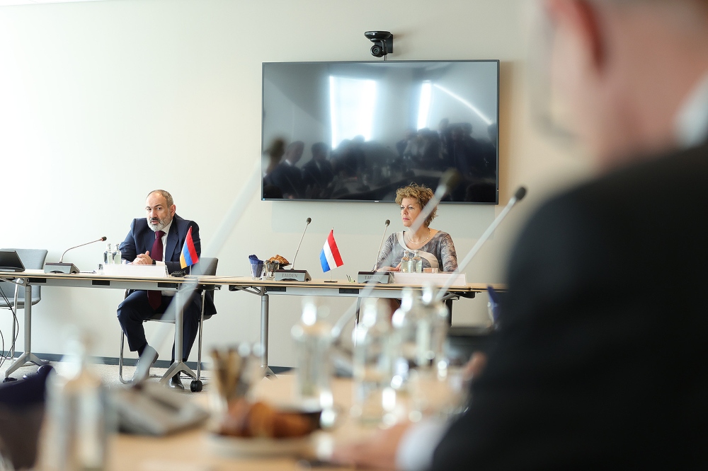 Վարչապետն այցելել է Նիդերլանդների գործատուների և արդյունաբերողների համադաշնություն` տեղի գործարարներին ներկայացրել ՀՀ-ում ներդրումների իրականացման հնարավորությունները