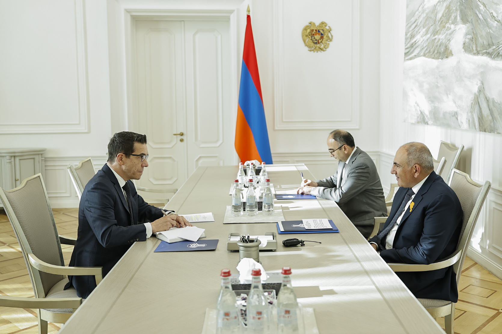 Վարչապետը հրաժեշտի հանդիպում է ունեցել ՀՀ-ում Բրազիլի դեսպանի հետ
