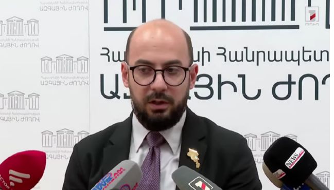 Արթուր Հովհաննիսյանի ճեպազրույցը՝ ուղիղ
