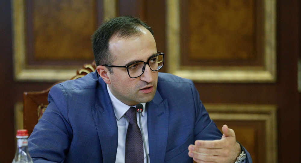 Ինչքան թույլ է եկեղեցին, այնքան ուժեղ է պետությունը, ինչից ես ուրախանում եմ. Արսեն Թորոսյան