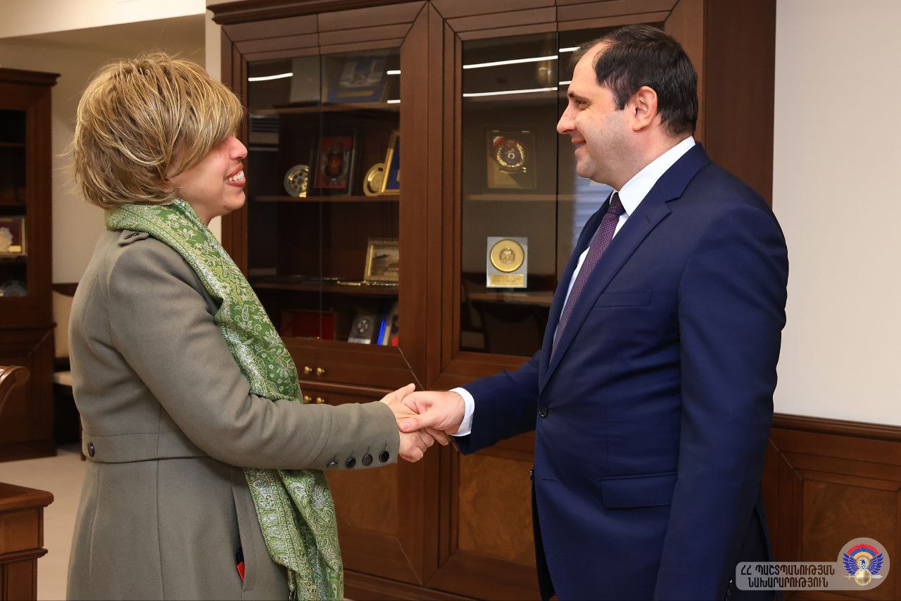 Սուրեն Պապիկյանը և Եգիպտոսի դեսպանը քննարկել են պաշտպանության ոլորտում համագործակցության հեռանկարներին առնչվող հարցեր