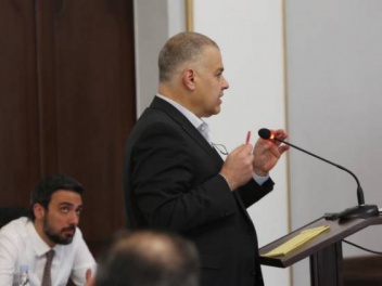ՍԴ-ն քննում է Դավիթ Հարությունյանի հրատապ միջնորդությունը. Ռոբերտ Հայրապետյան