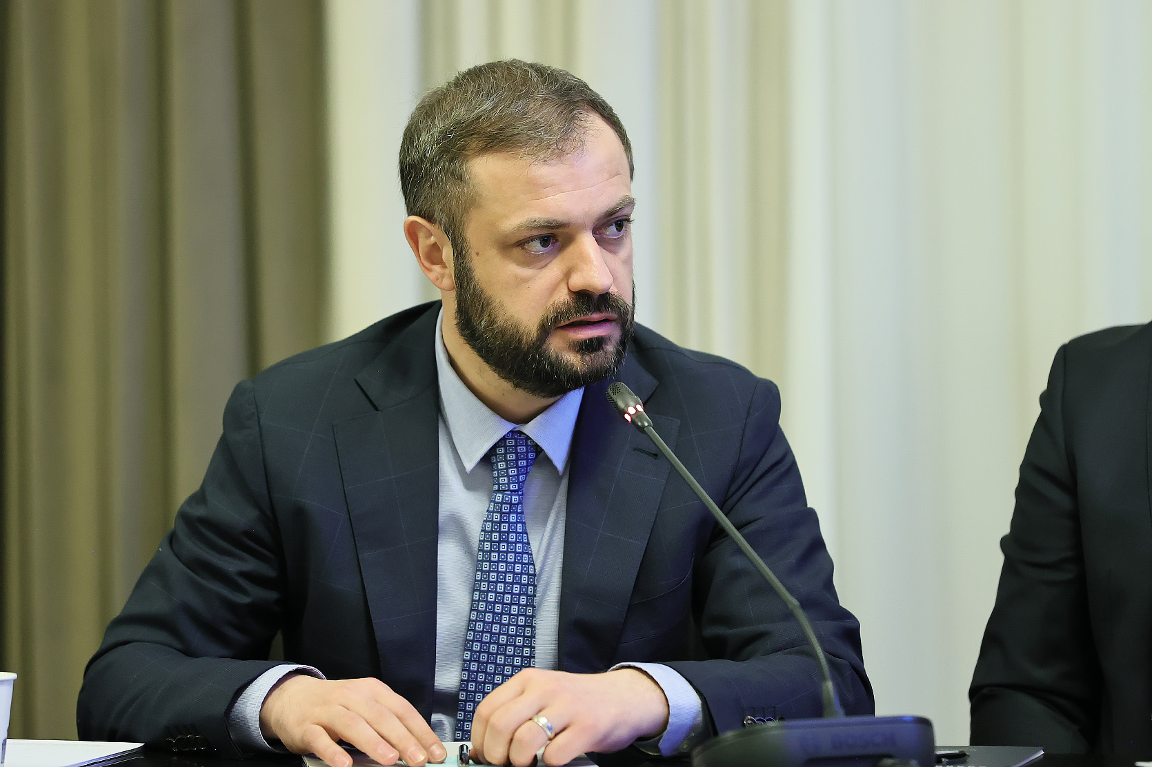 Գևորգ Պապոյանը կայցելի Արմավիրի գյուղեր՝ տեղում ծանոթանալու կարկուտից հետո ստեղծված իրավիճակին